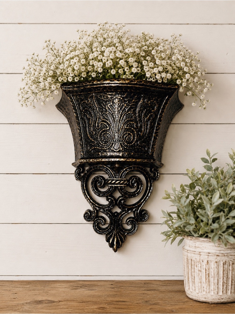 Vintage Homeco Dart Wall pocket  and Gold Wall Planter Decorative Home Accent